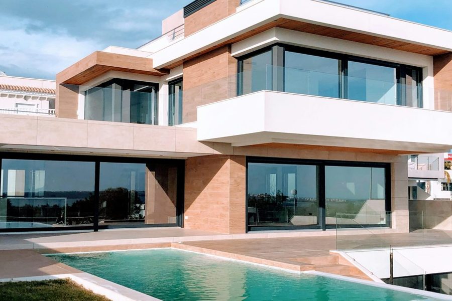 Independent house listing